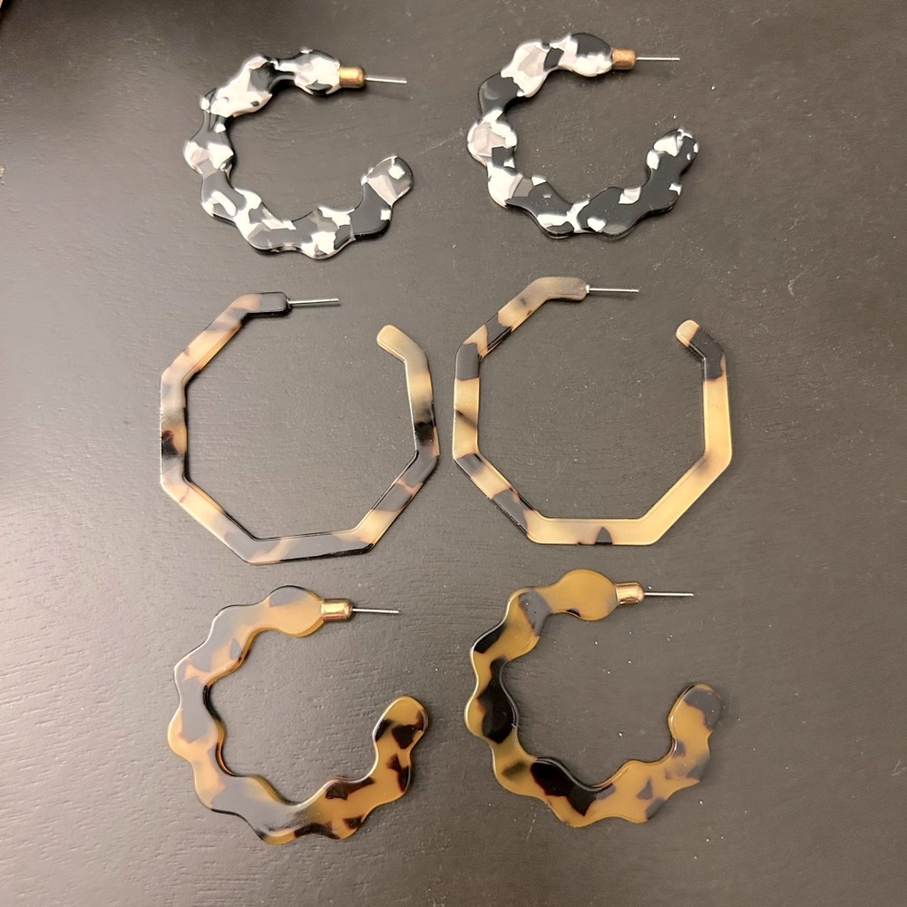 Animal/leopard print hoop acrylic earrings (set of 3)
